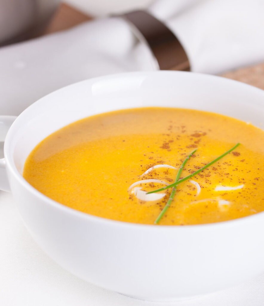 Suppe, die mit Meerwasser gekocht wurde